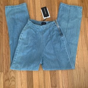 Petite Light Wash Denim Wide Leg Jeans (size 2)